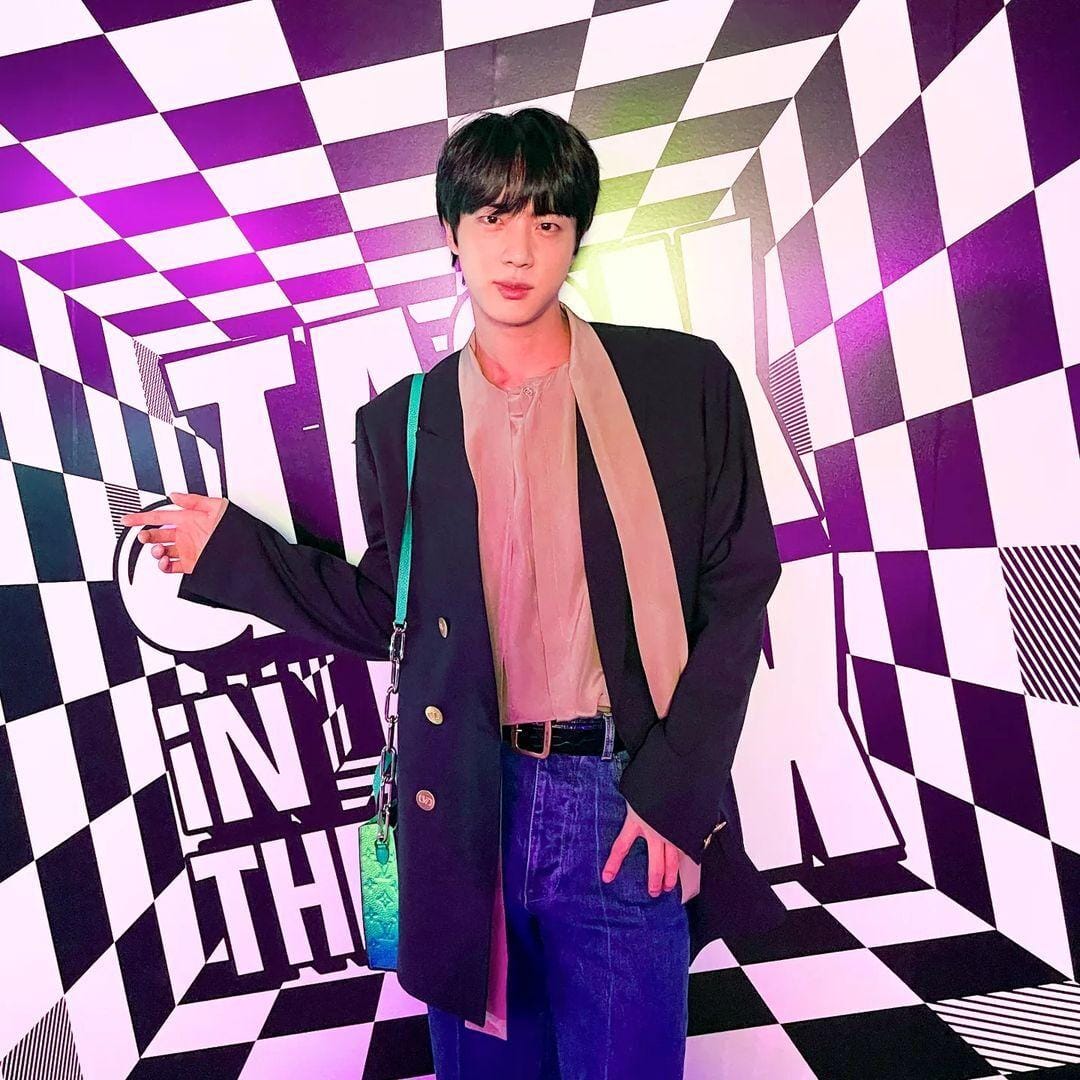 instagram.com/jin