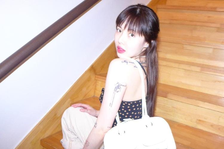 instagram.com/hyunah_aa