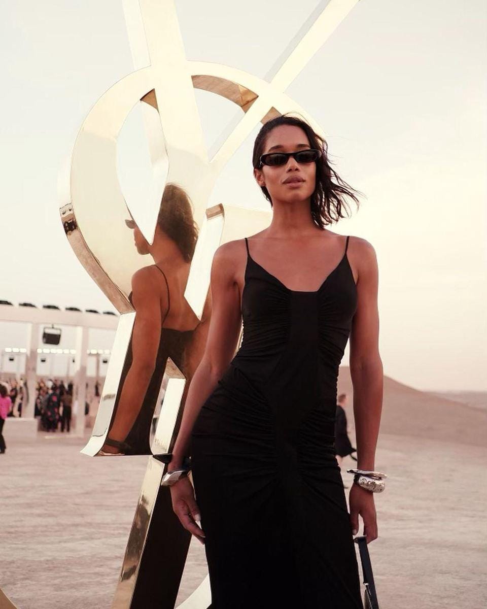 instagram.com/lauraharrier