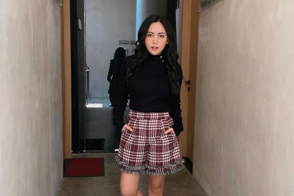 Instagram.com/rachelvennya