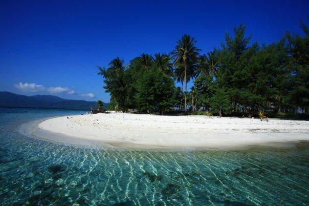 anekatempatwisata.com
