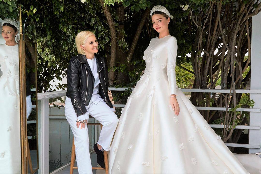 harpersbazaar.com