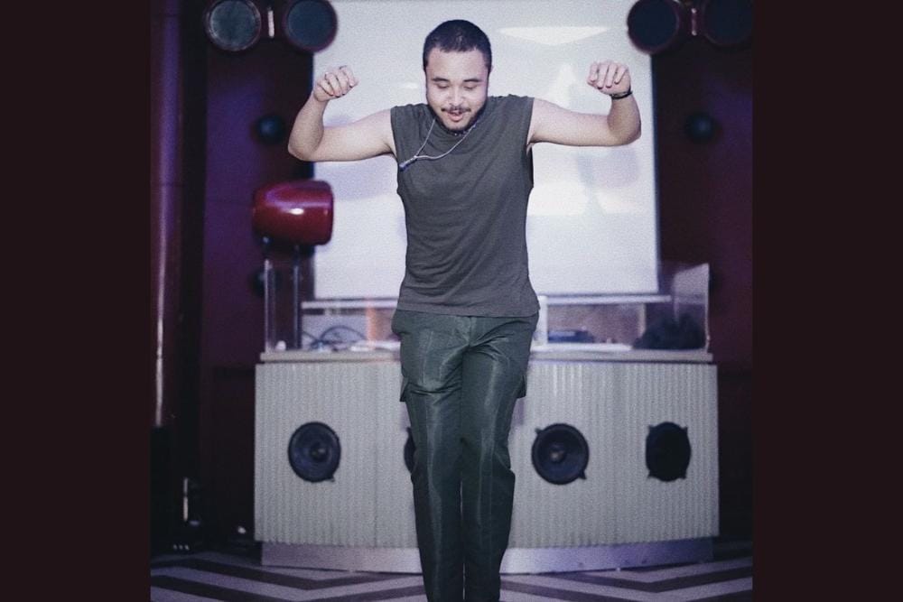 instagram.com/kara_chenoa