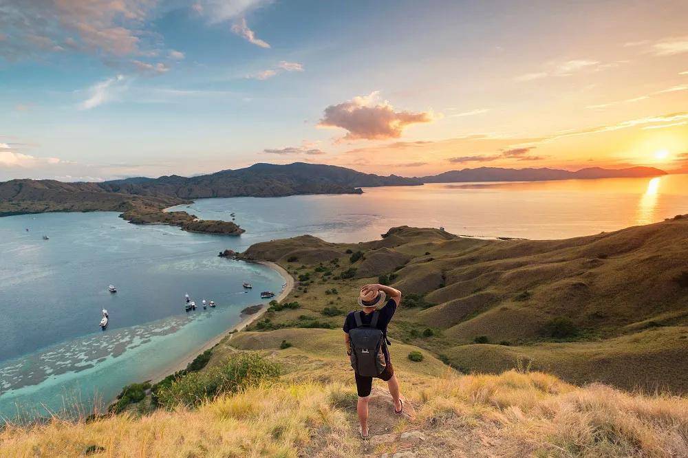 yuktravel.com