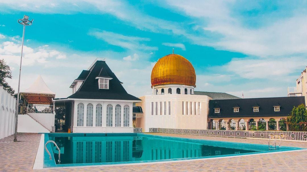 instagram.com/iiss_iihs