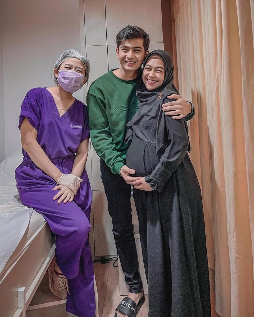 Instagram.com/riaricis1795