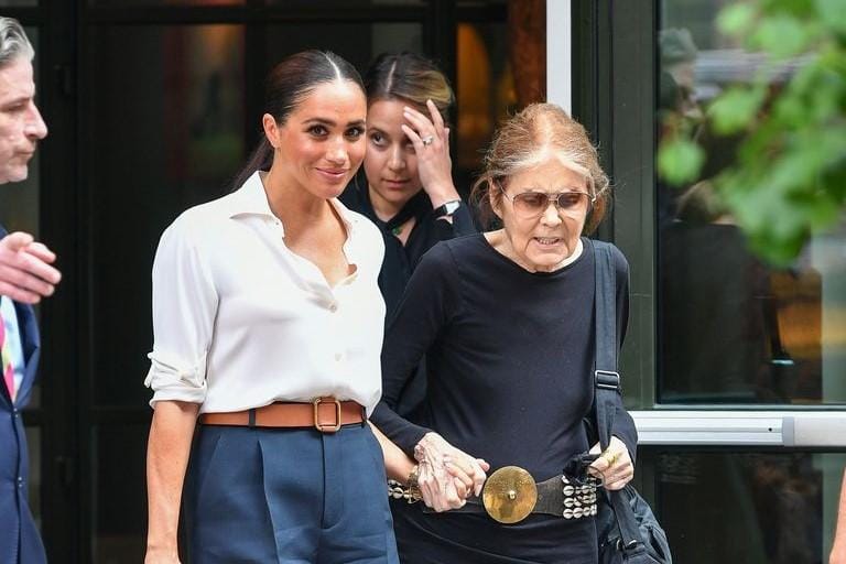 Tampil Kasual, Meghan Markle Pilih Pakai Celana Pendek