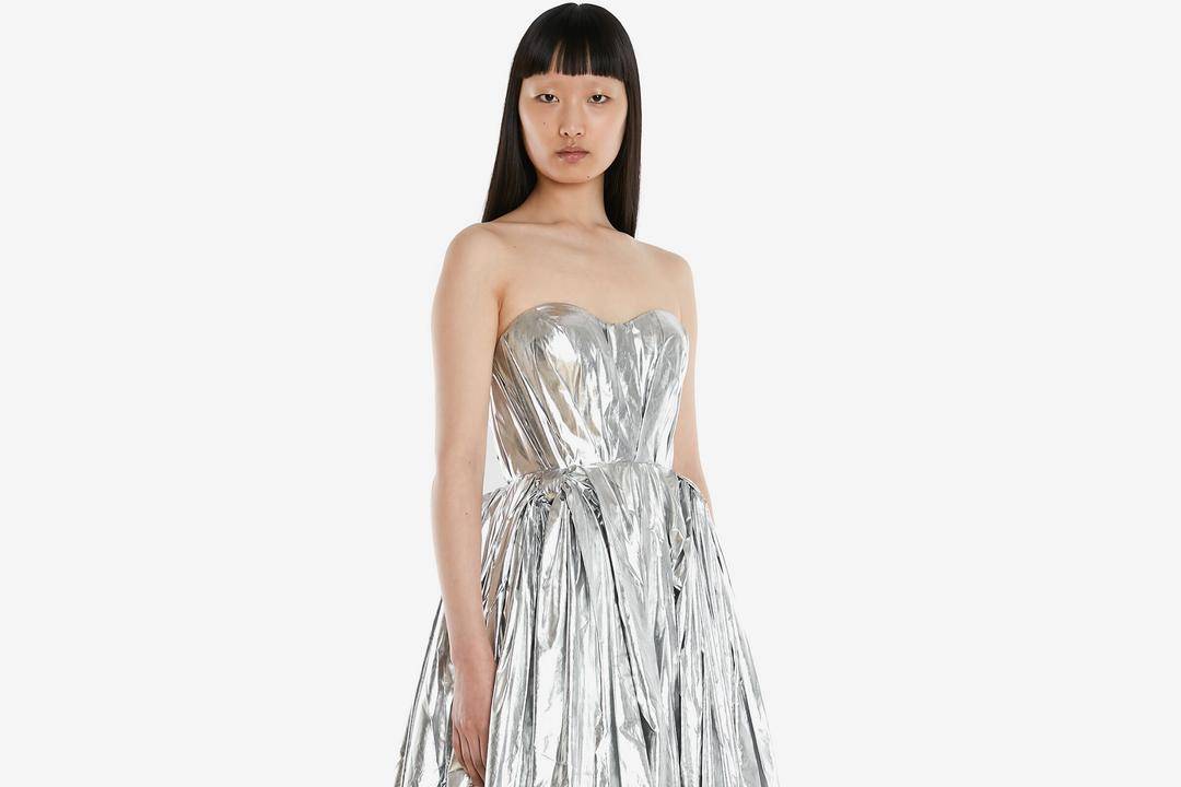 alexandermcqueen.com