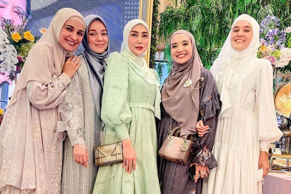 instagram.com/shireensungkar