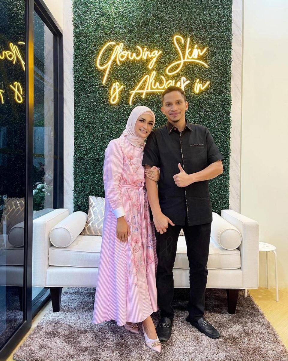 Instagram.com/mumtaz.rais