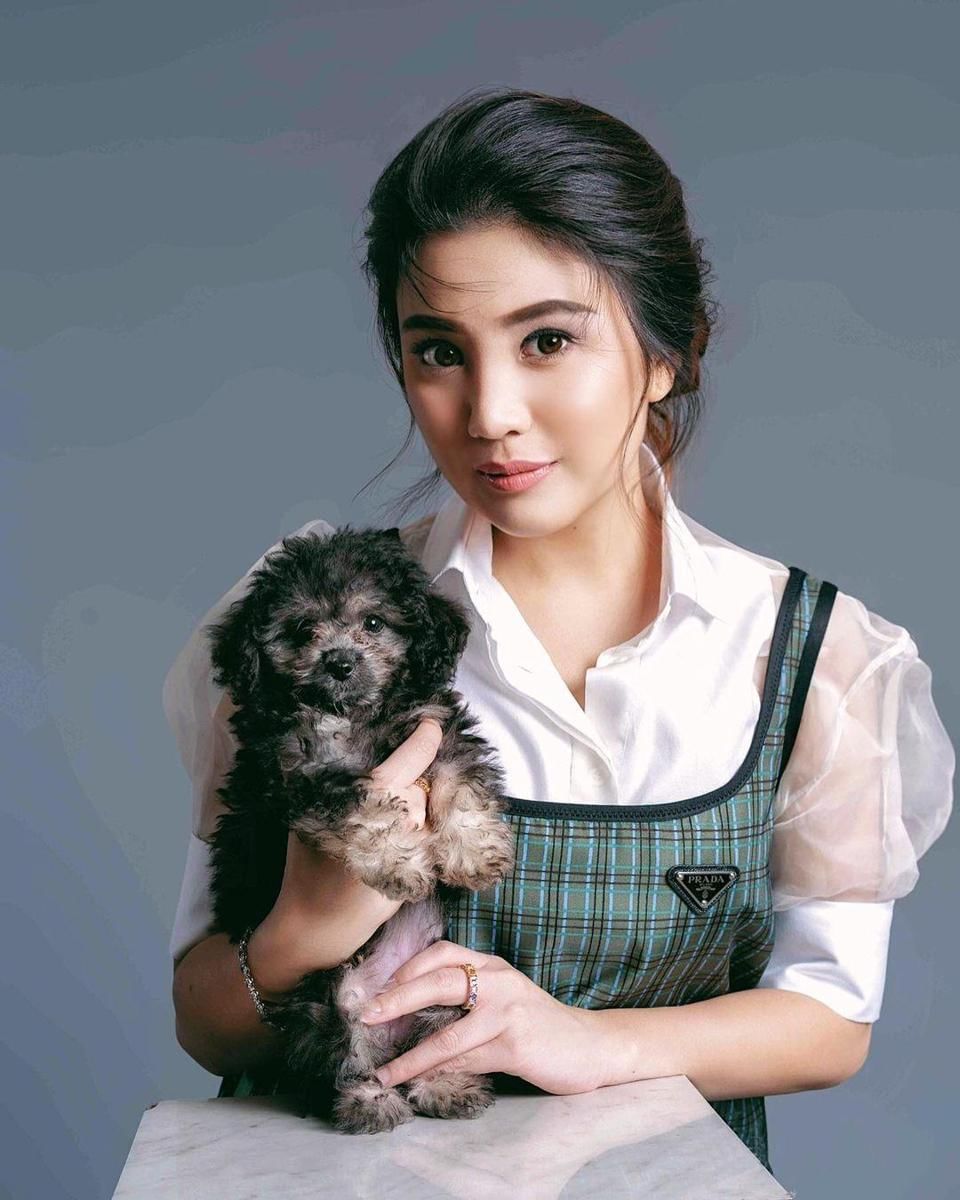 instagram.com/valenciatanoe