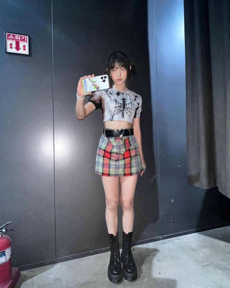 instagram.com/newjeans_official