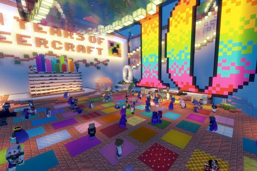 twitter.com/Minecraft