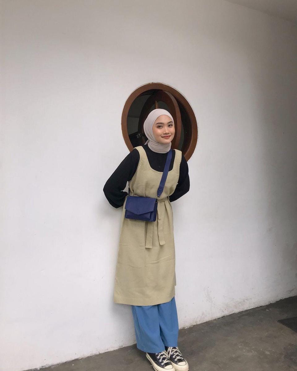 instagram.com/charapril