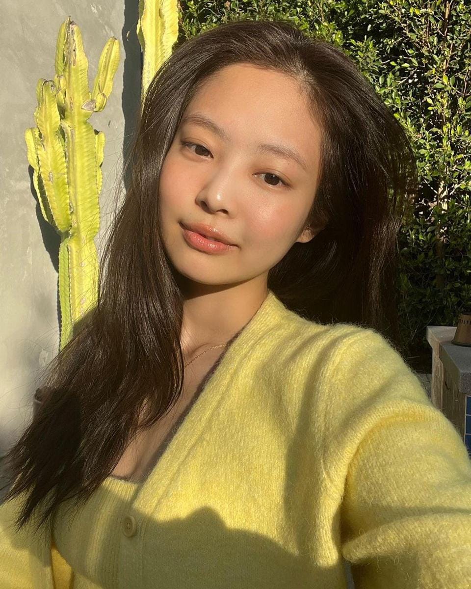 instagram.com/jennierubyjane