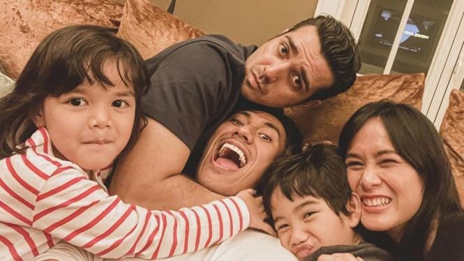 Instagram.com/gelaelized