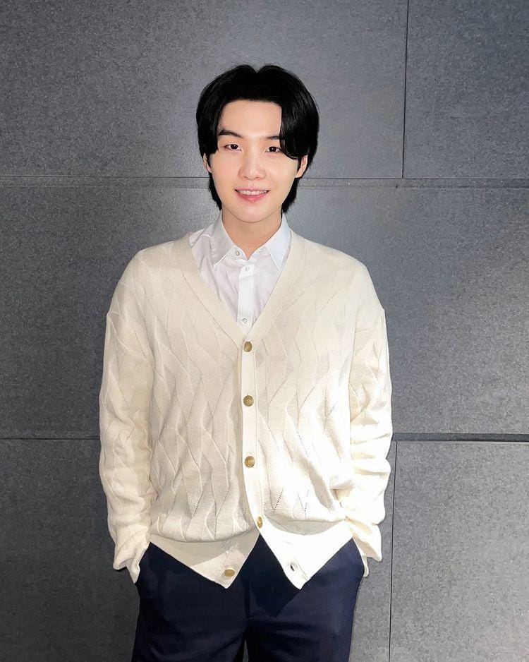 instagram.com/agustd