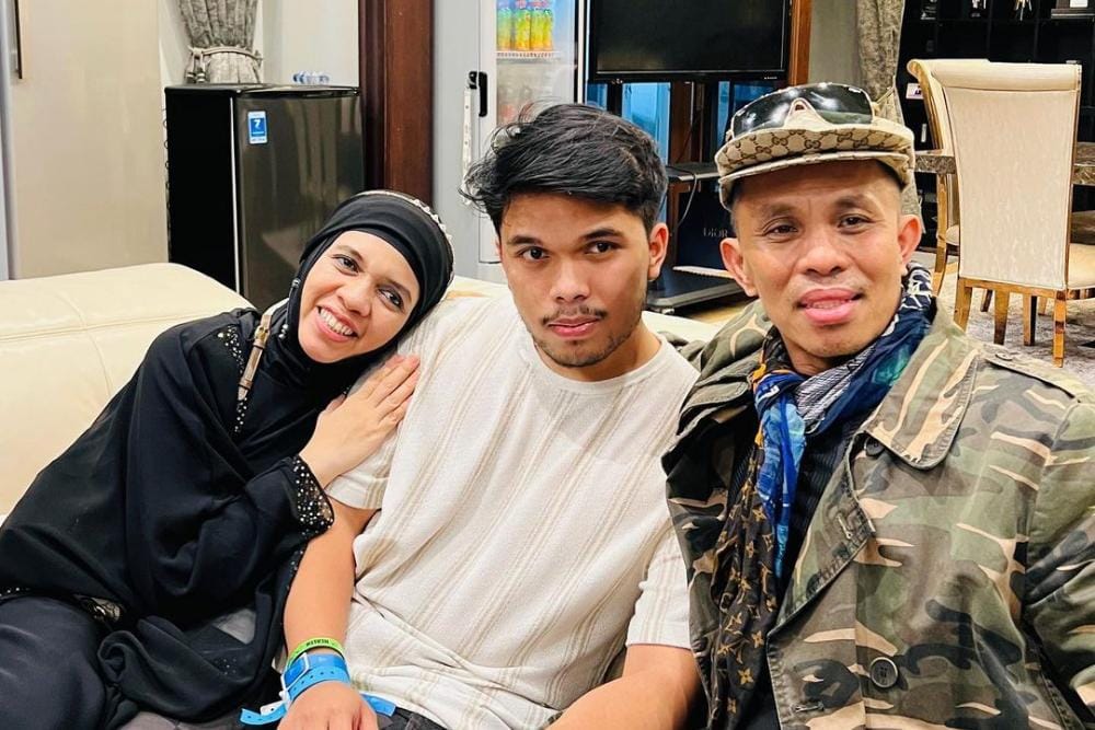 Instagram.com/thariqhalilintar