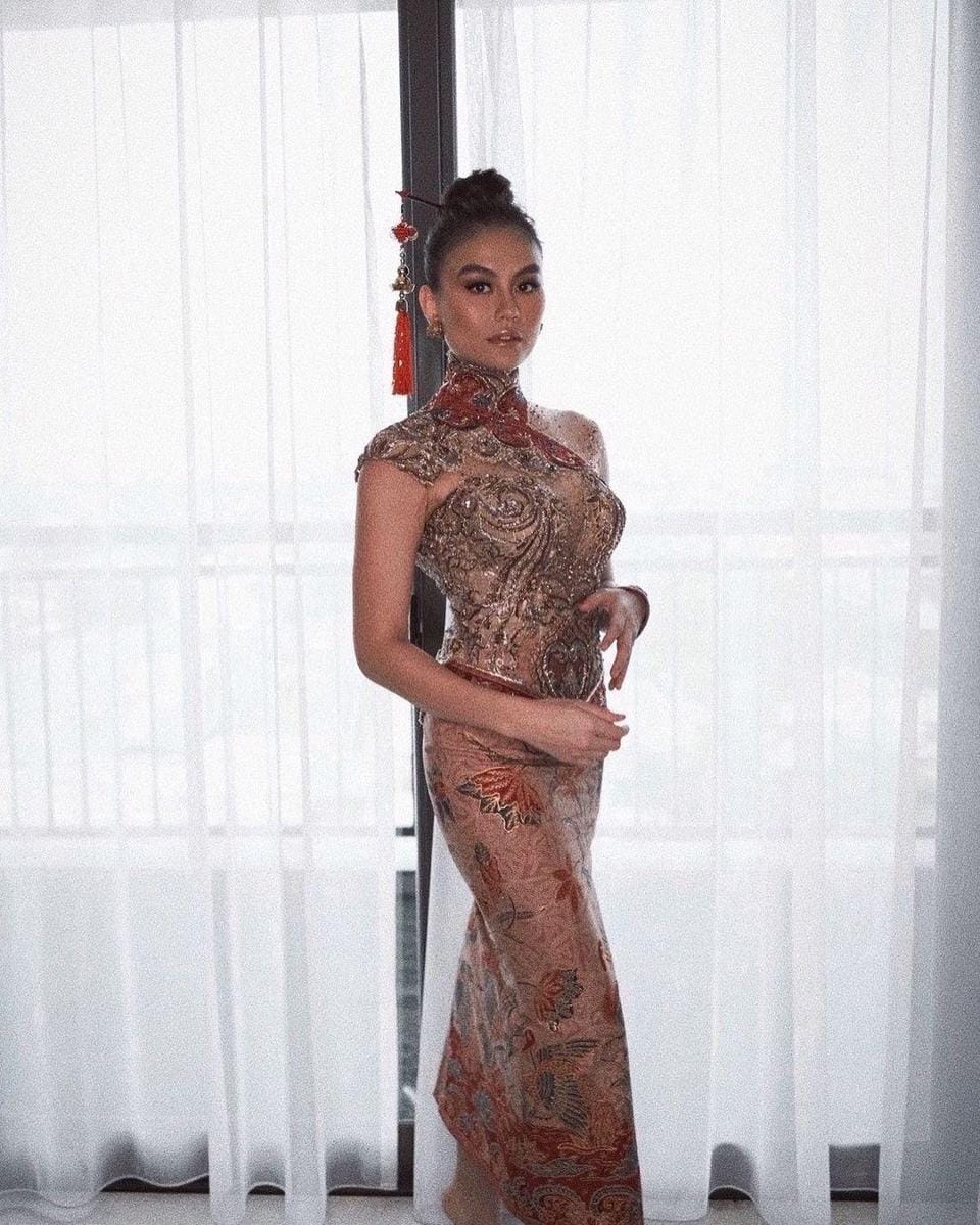 instagram.com/agnezmo