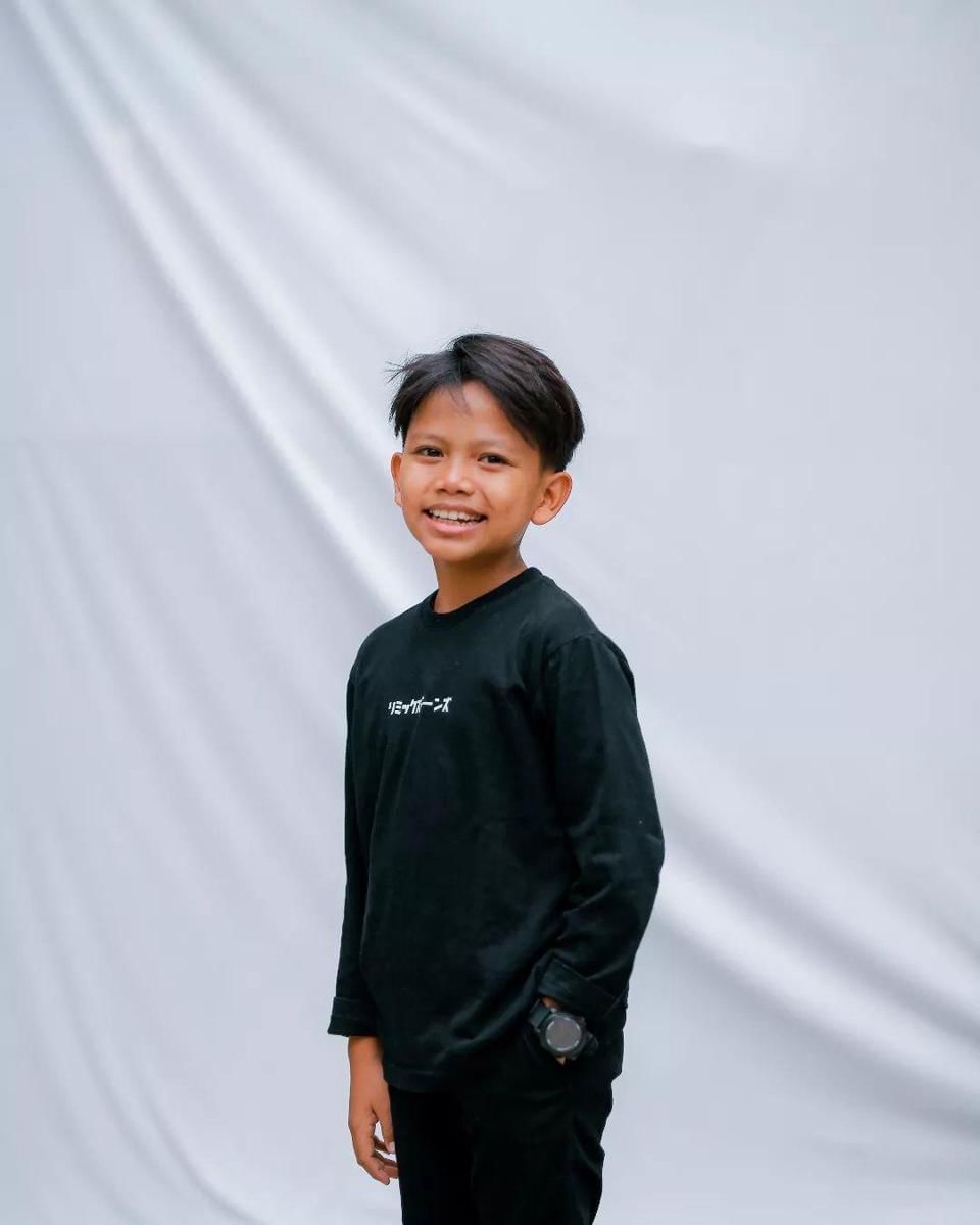 instagram.com/farel.prayoga.official