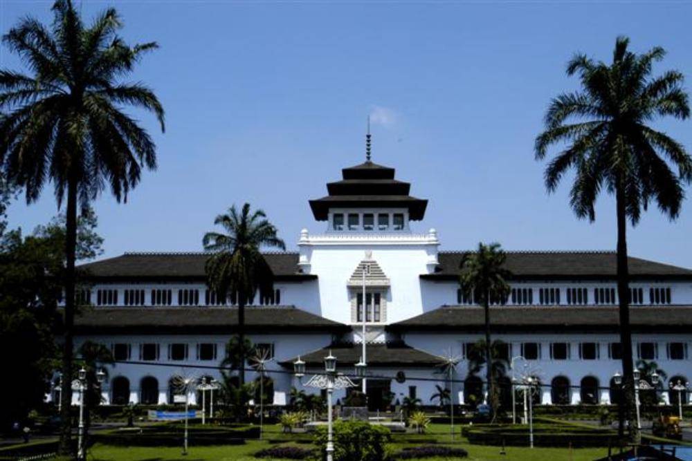 commons.wikimedia.org