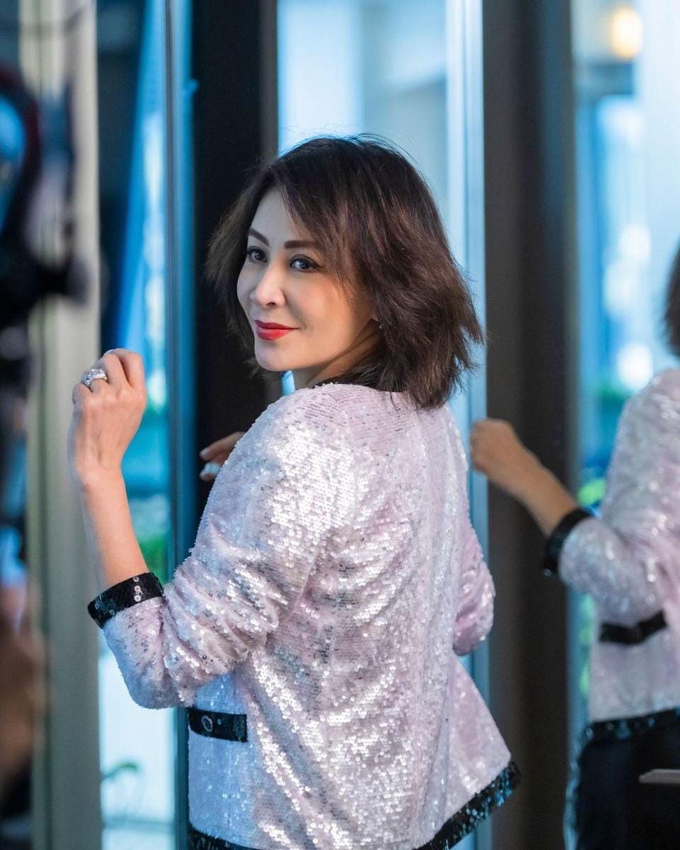 instagram.com/carinalau1208