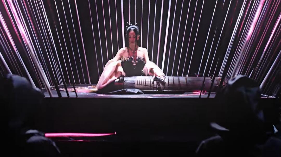 youtube.com/BLACKPINK