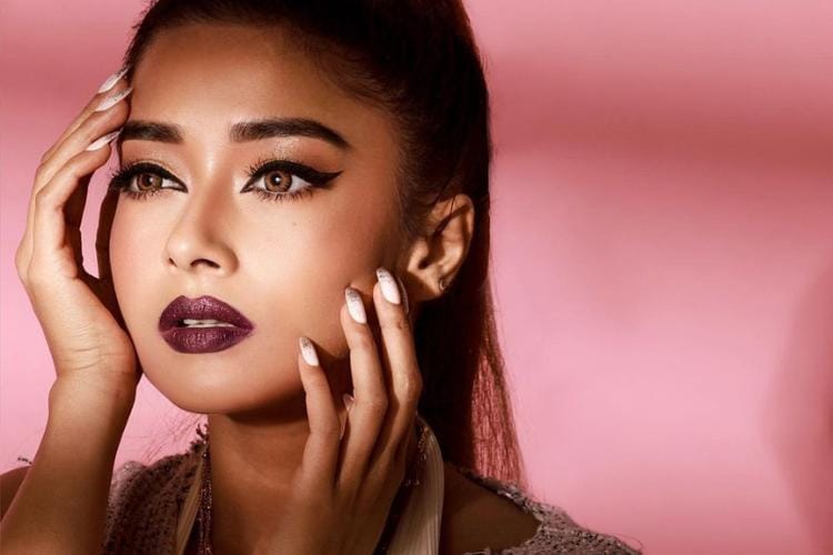 instagram.com/tinadatta