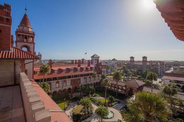 instagram.com/flaglercollege