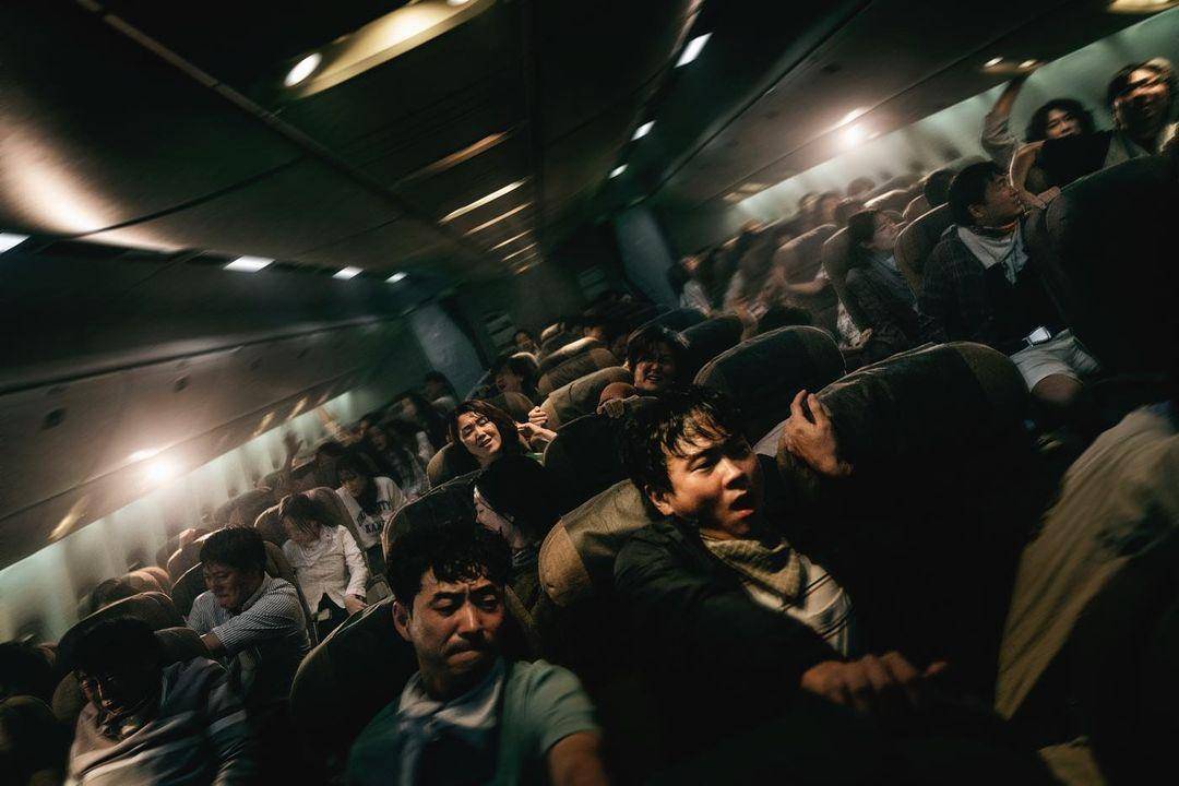 instagram.com/showbox.movie