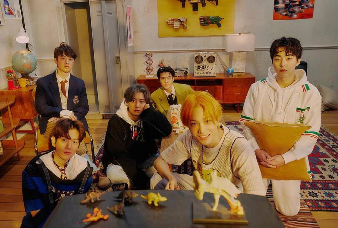 instagram.com/weareone.exo