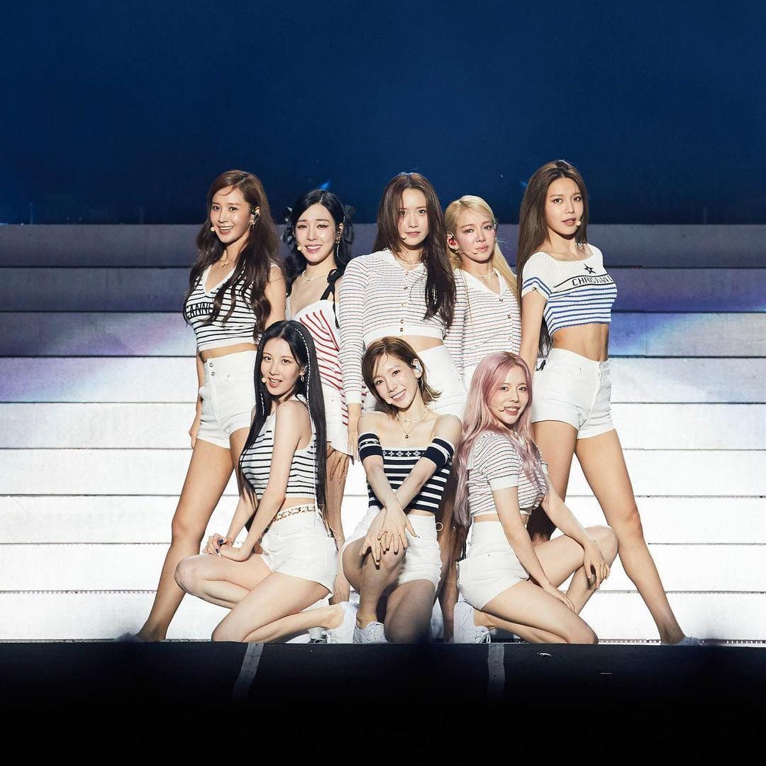 instagram.com/smtown