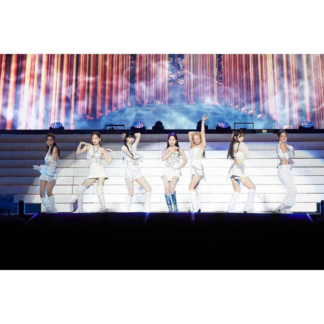 instagram.com/smtown