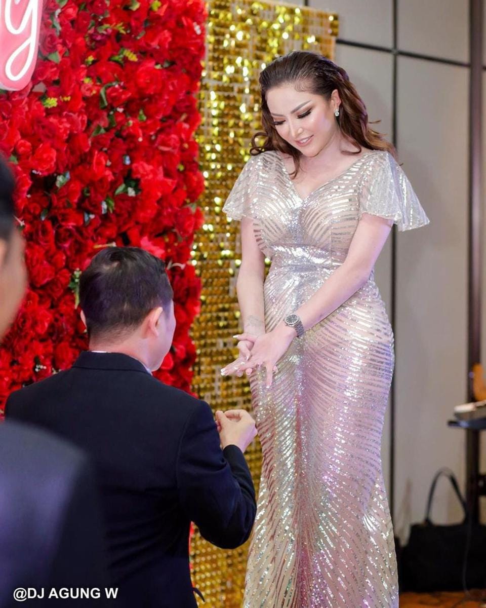 Instagram.com/ayuaulia5252, DJ Agung W