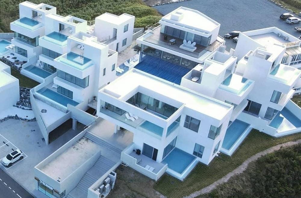 Instagram.com/starscape_poolvilla