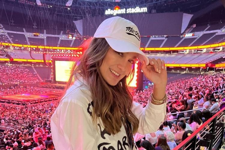 instagram.com/lunamaya